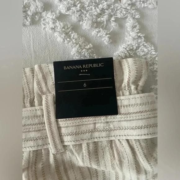 Banana Republic Linen-Blend Paperbag Short - Picture 7 of 13